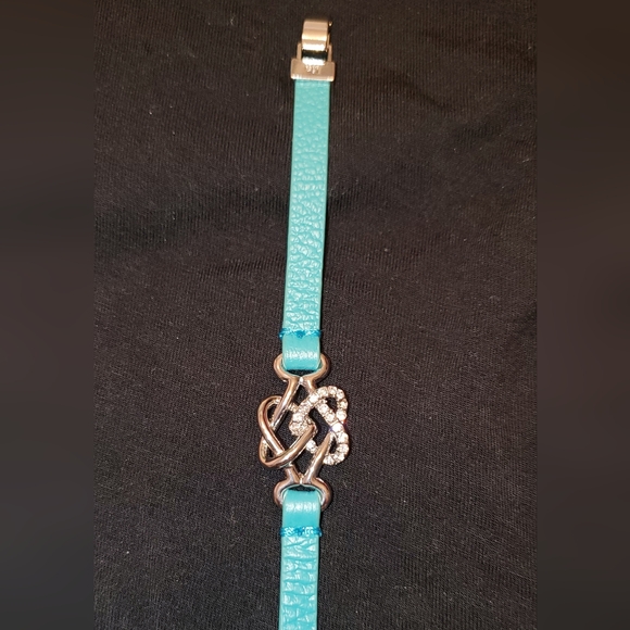 Lia Sophia wrap bracelet, turquoise. 14" with rhinestones and silver. - Picture 4 of 5
